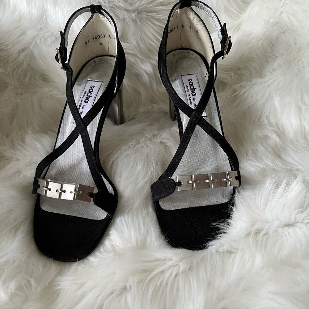 Sacha London heels made in Spain. Black & metallic in great condition. - Picture 2 of 5